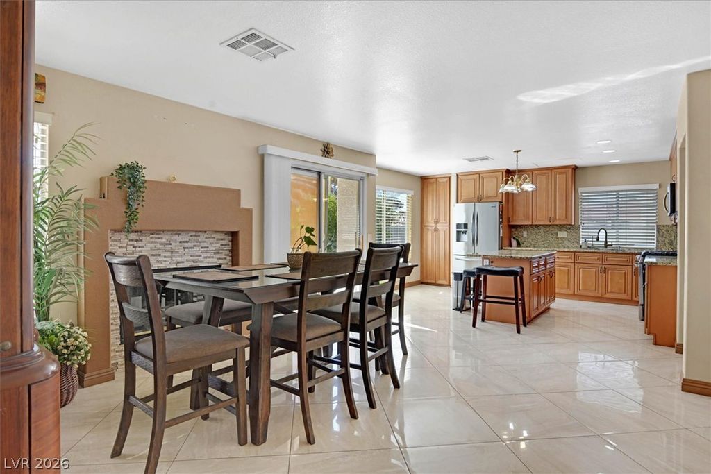 1715 Green Apple Way, Las Vegas, NV 89142 — photo 5