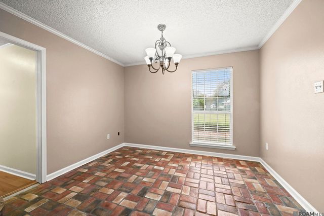 22977 Treakle Ln, Zachary, LA 70791