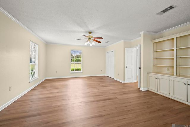 22977 Treakle Ln, Zachary, LA 70791