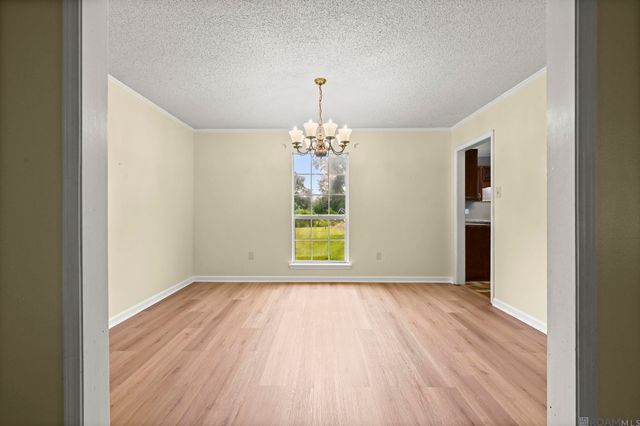 22977 Treakle Ln, Zachary, LA 70791