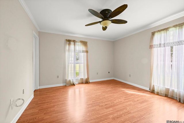 22977 Treakle Ln, Zachary, LA 70791