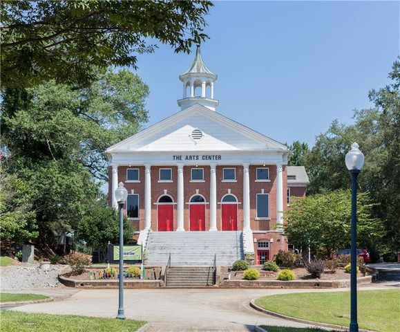 208 Village Overlook J3, Canton, GA 30114