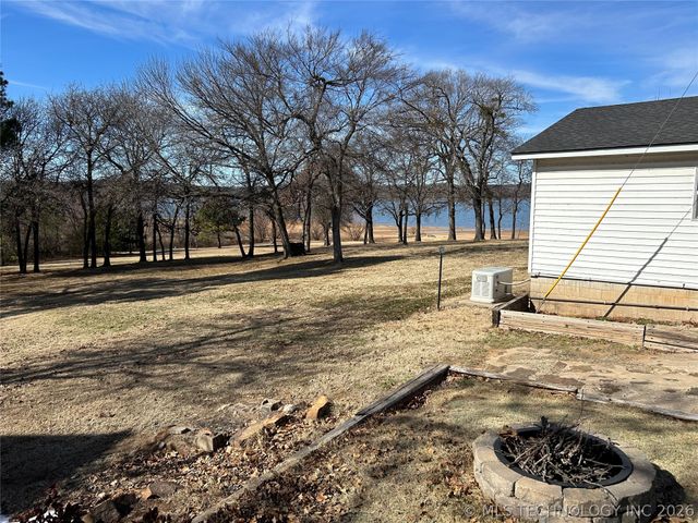 676 N Elm Street, Eufaula, OK 74432