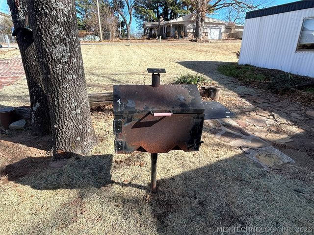 676 N Elm Street, Eufaula, OK 74432