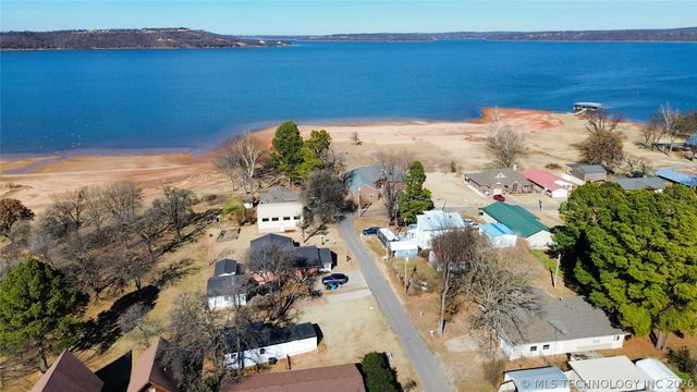 676 N Elm Street, Eufaula, OK 74432