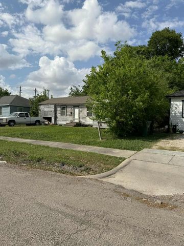 6306 London Street, Houston, TX 77021