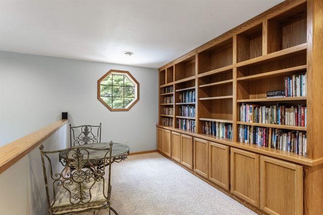 12185 Skislope Way, Truckee, CA 96161