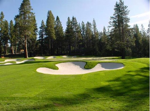 12185 Skislope Way, Truckee, CA 96161