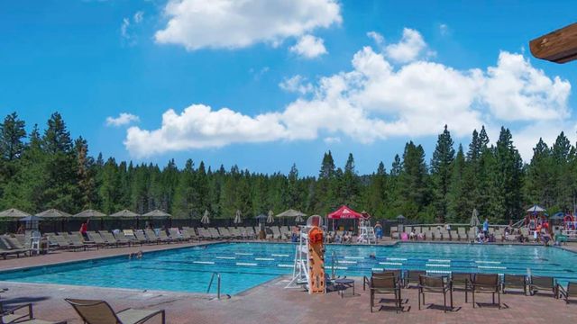 12185 Skislope Way, Truckee, CA 96161