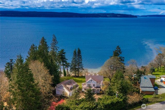 4200 S Camano Drive, Camano Island, WA 98282
