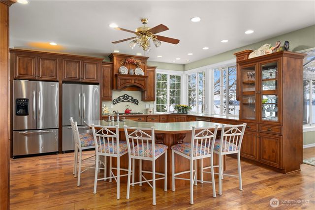 4200 S Camano Drive, Camano Island, WA 98282