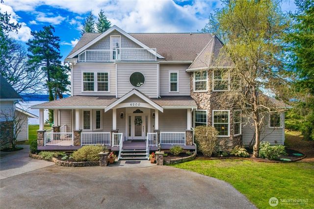4200 S Camano Drive, Camano Island, WA 98282