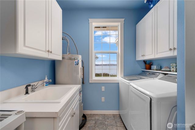 4200 S Camano Drive, Camano Island, WA 98282