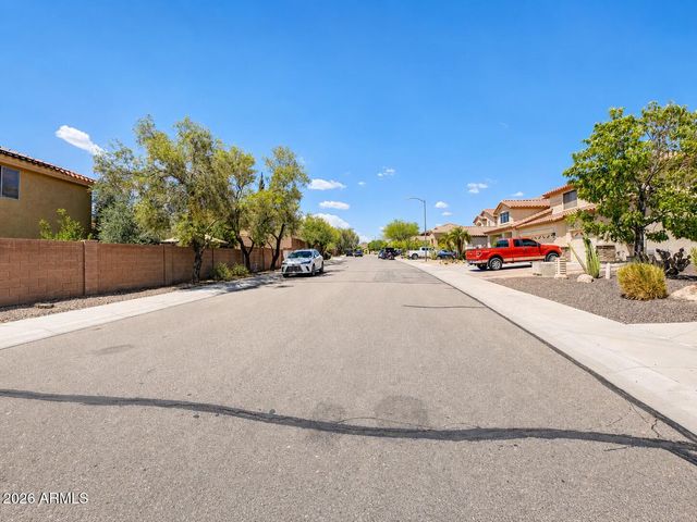 26703 N 19TH Drive, Phoenix, AZ 85085