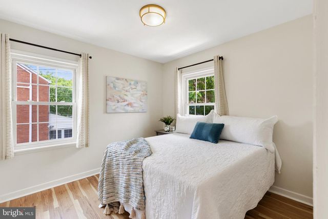 2207 6TH ST S, Arlington, VA 22204