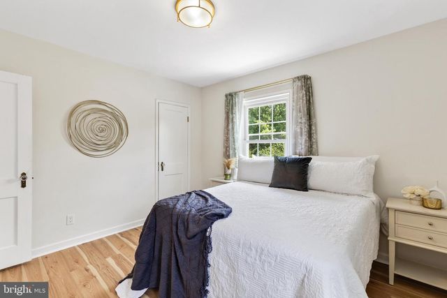 2207 6TH ST S, Arlington, VA 22204