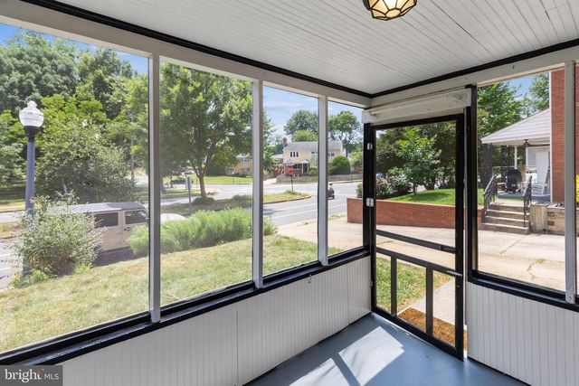 2207 6TH ST S, Arlington, VA 22204