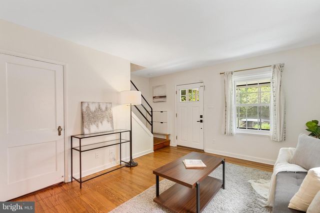 2207 6TH ST S, Arlington, VA 22204