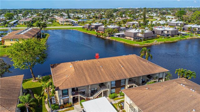 4360 Chantelle DR G202, Naples, FL 34112
