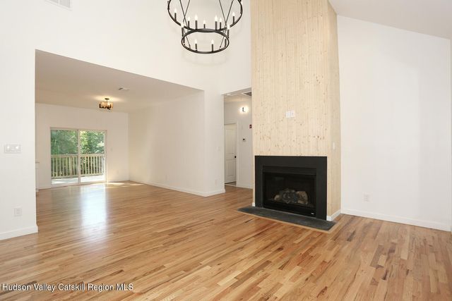 350 N Ohioville Road, New Paltz, NY 12561