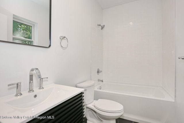 350 N Ohioville Road, New Paltz, NY 12561