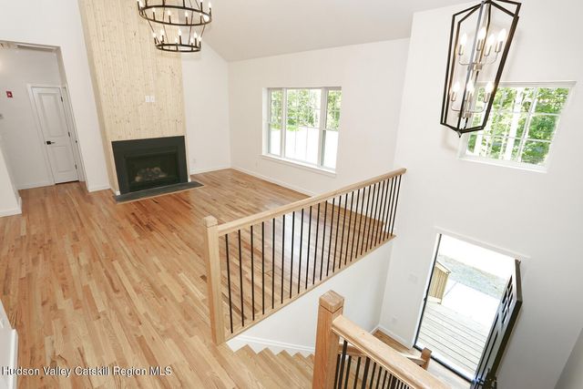 350 N Ohioville Road, New Paltz, NY 12561