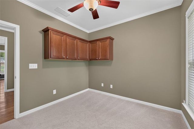 581 Kyle Trace Court, Sugar Hill, GA 30518