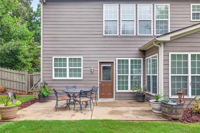 581 Kyle Trace Court, Sugar Hill, GA 30518