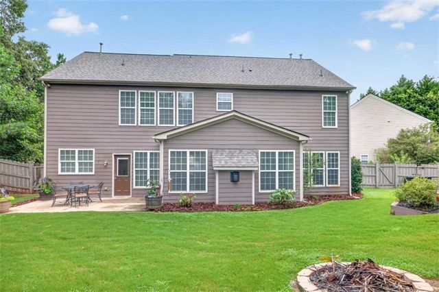 581 Kyle Trace Court, Sugar Hill, GA 30518