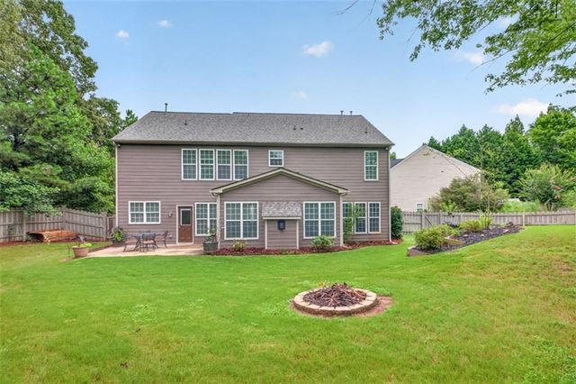 581 Kyle Trace Court, Sugar Hill, GA 30518