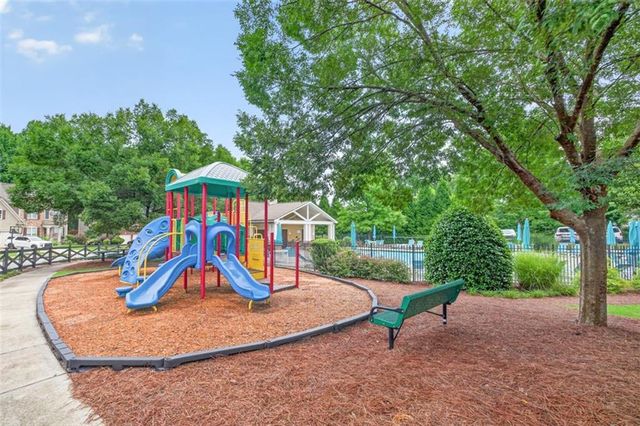 581 Kyle Trace Court, Sugar Hill, GA 30518