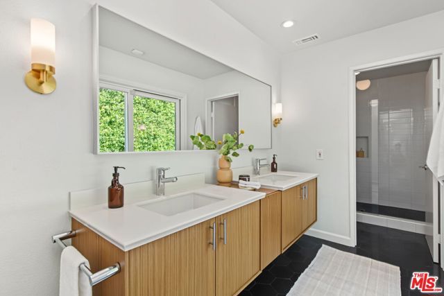 10837 Alta View Drive, Los Angeles, CA 91604