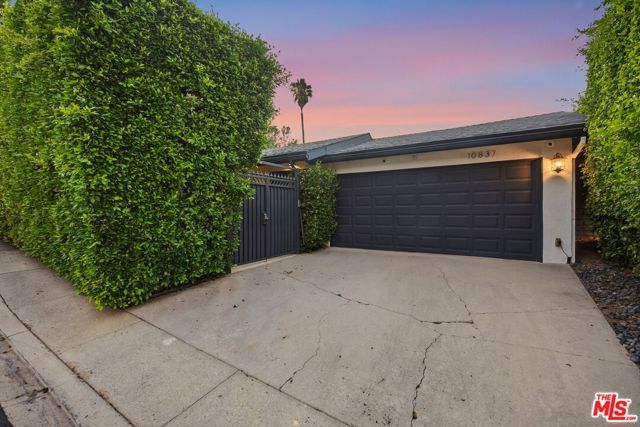 10837 Alta View Drive, Los Angeles, CA 91604
