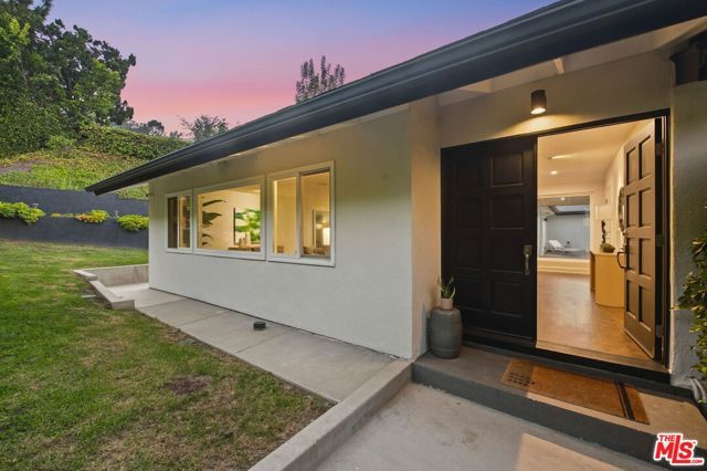 10837 Alta View Drive, Los Angeles, CA 91604