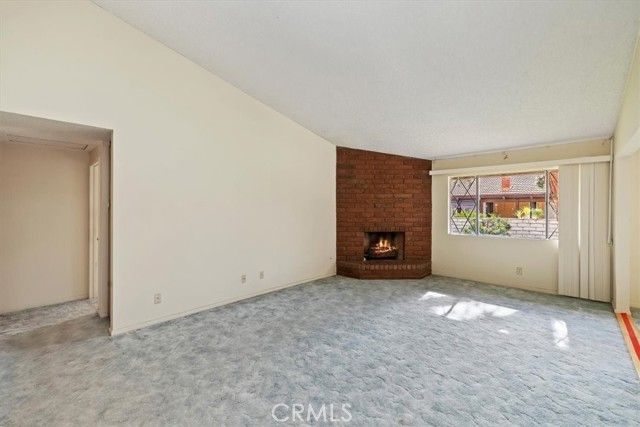 1825 Flame Tree Way, Hemet, CA 92545