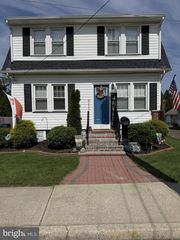 21 CHURCH ST, Pennsville, NJ 08070