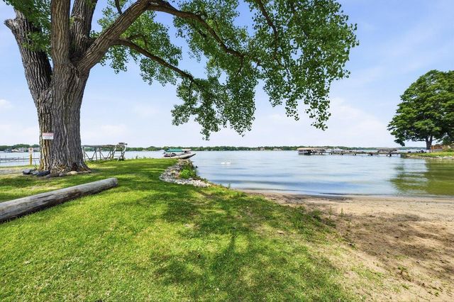 7306 W 143rd Place, Cedar Lake, IN 46303