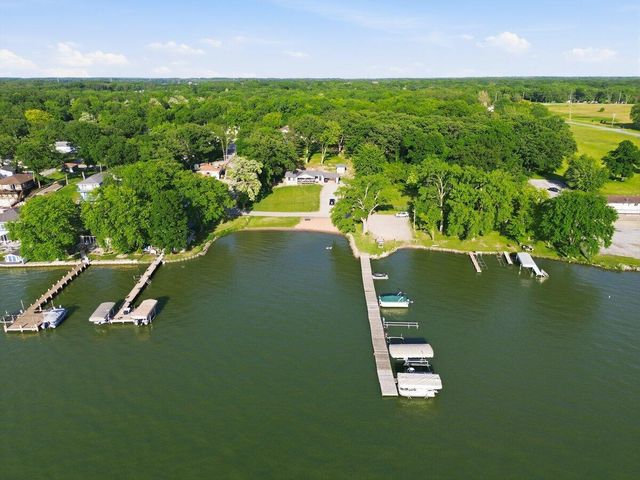 7306 W 143rd Place, Cedar Lake, IN 46303