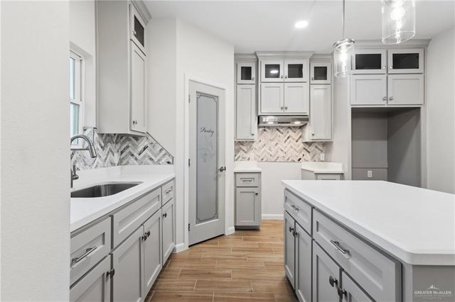 908 38th Street, San Juan, TX 78589