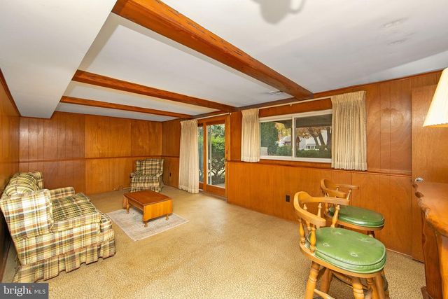 408 WINDSOR DR, Cherry Hill, NJ 08002