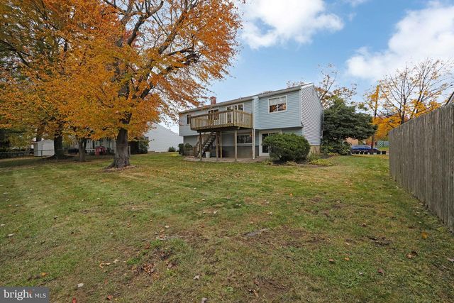 408 WINDSOR DR, Cherry Hill, NJ 08002