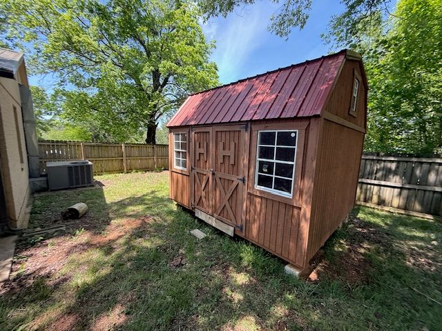 707 S Parrott Drive, Huntsville, AR 72740