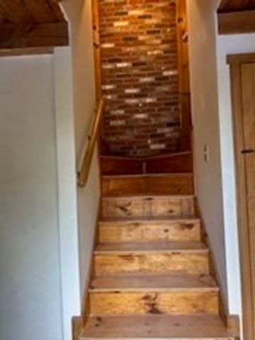 53 Laurel Lake Rd, Royalston, MA 01368