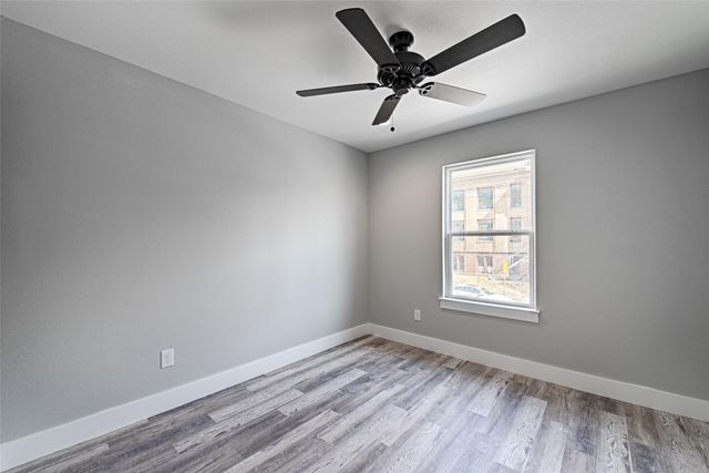 208-212 E Cherry Street, Sherman, TX 75090
