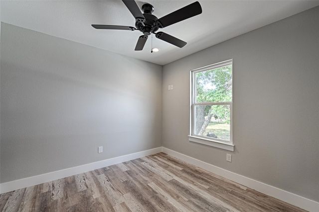 208-212 E Cherry Street, Sherman, TX 75090