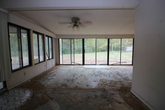 2288 Old Ashland City Rd, Clarksville, TN 37043