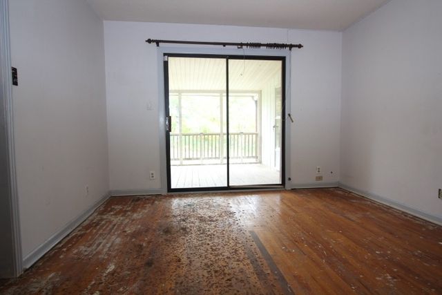 2288 Old Ashland City Rd, Clarksville, TN 37043