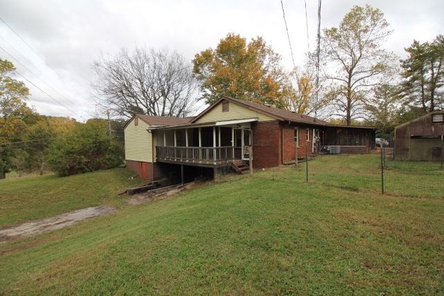 2288 Old Ashland City Rd, Clarksville, TN 37043