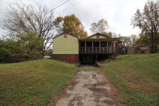 2288 Old Ashland City Rd, Clarksville, TN 37043