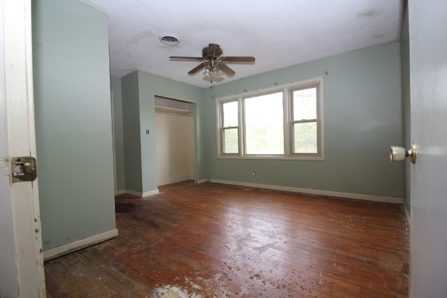 2288 Old Ashland City Rd, Clarksville, TN 37043